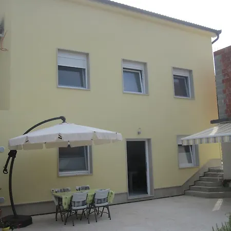 Apartment Magda *